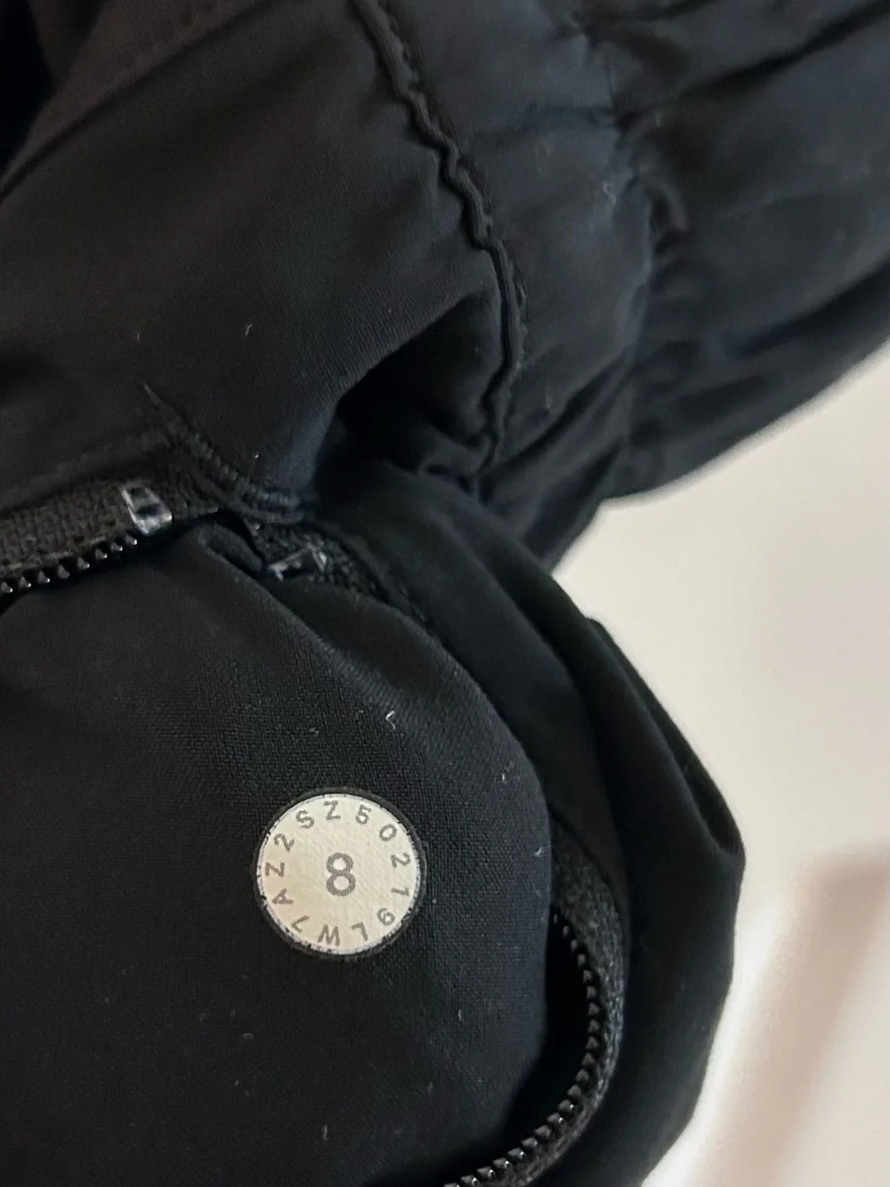 Lululemon Tracker Short V *4